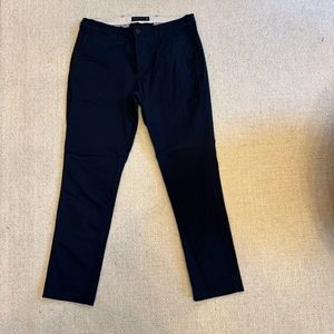 Abercrombie & Fitch Men’s Athletic Skinny Chino Navy size 34x32